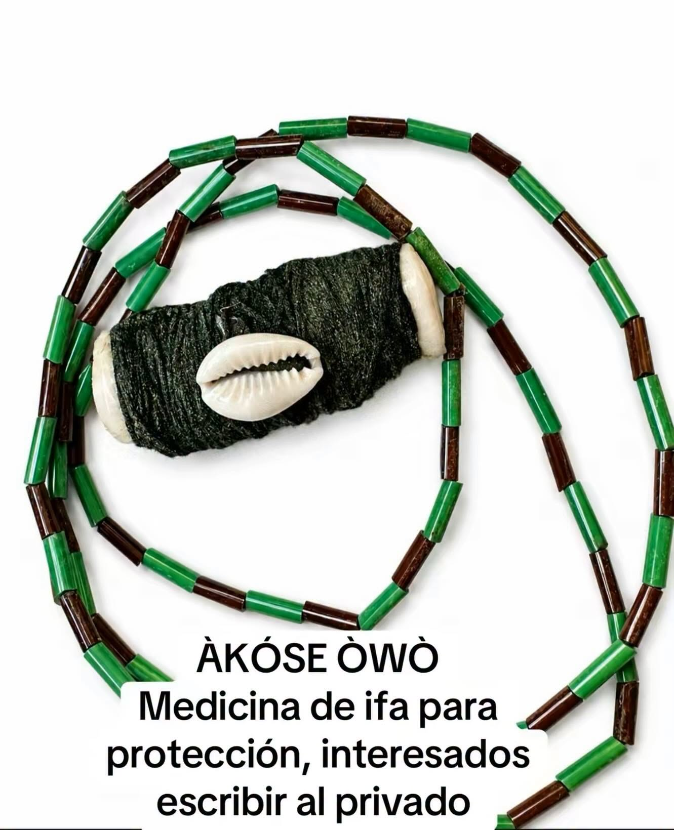 Àkósẹ́ Òwò, medicina de protección con ìlẹ̀kẹ̀ verde y cauri